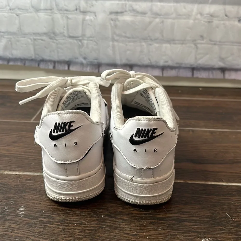 Nike Air Force Sneakers Sz 4.5